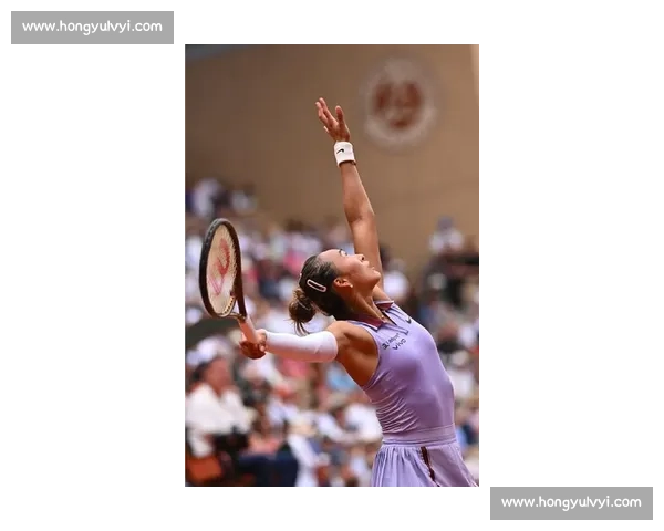 法网罗兰加洛斯的泥土芬芳，孕育了多少网坛传奇！